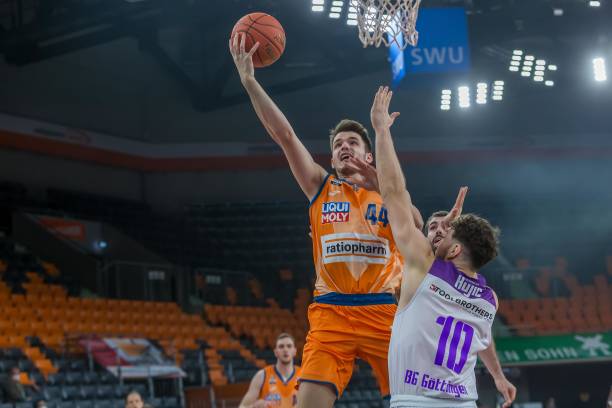 职业足球不 职业足球不